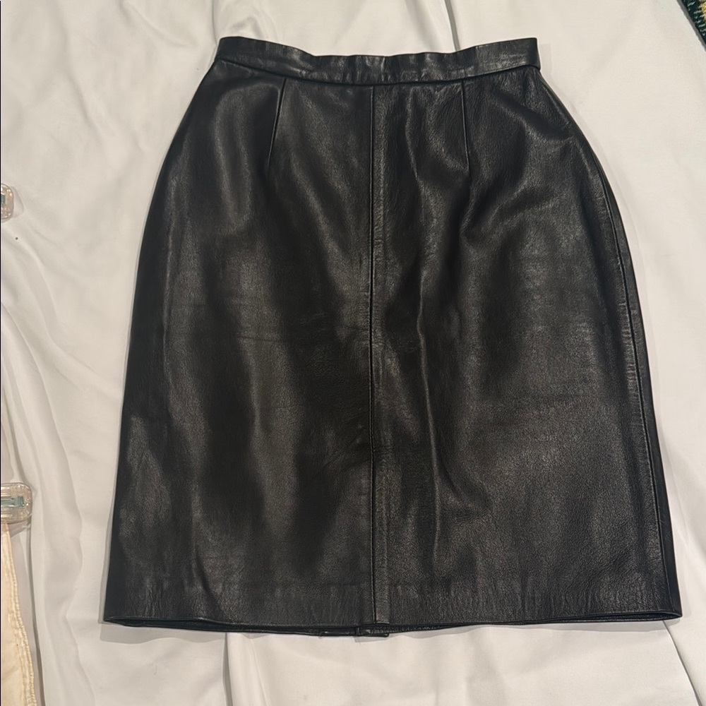 Vintage Michael Hoban North Beach black leather skirt